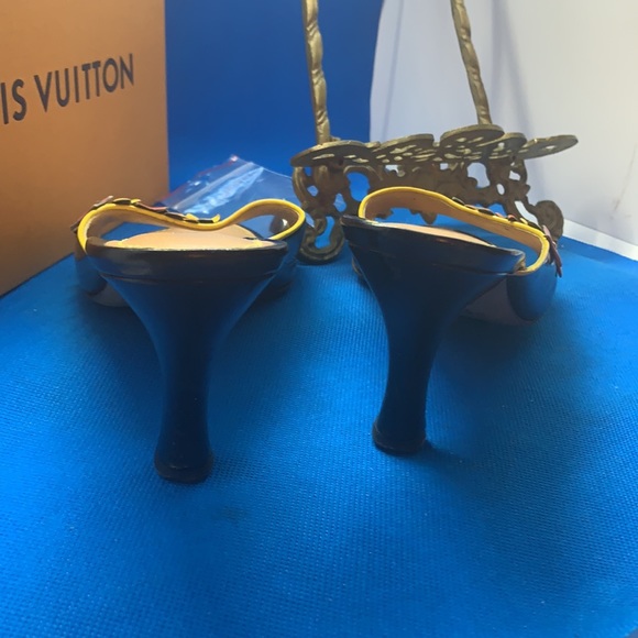 LOUIS VUITTON Leather Flower Patterm Open-Toe Mule Sandals EUR 37 1/2 - Picture 10 of 16